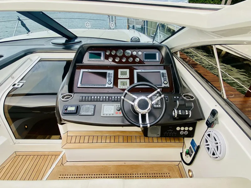 Slide: The Image of Sunseeker Predator 60 2010 - 45
