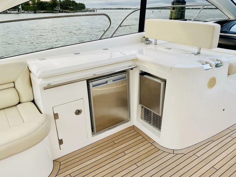 Slide: The Image of Sunseeker Predator 60 2010 - 49