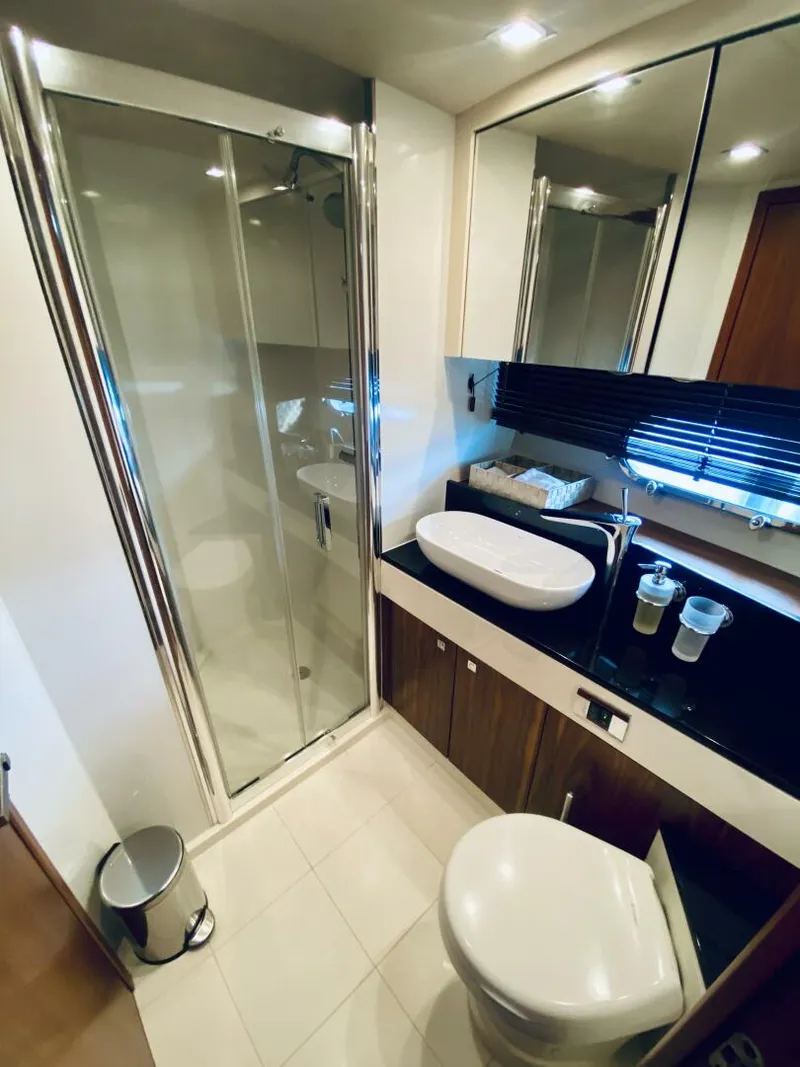 Slide: The Image of Sunseeker Predator 60 2010 - 63