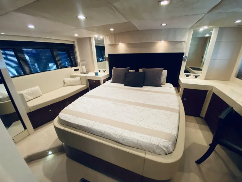 Slide: The Image of Sunseeker Predator 60 2010 - 64