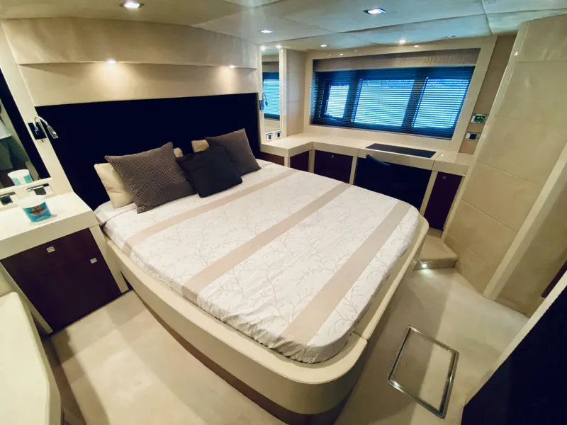 Slide: The Image of Sunseeker Predator 60 2010 - 66