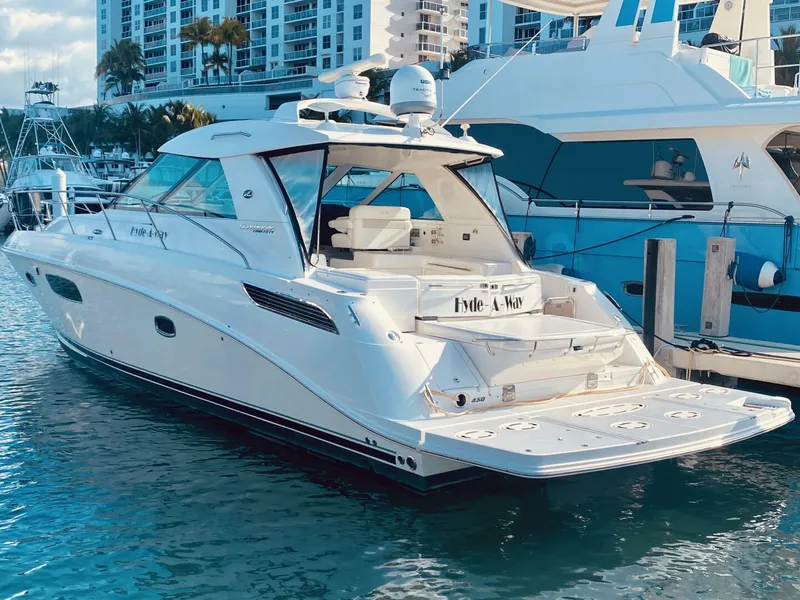 The Image of Sea Ray 450 Sundancer 2010 - 0