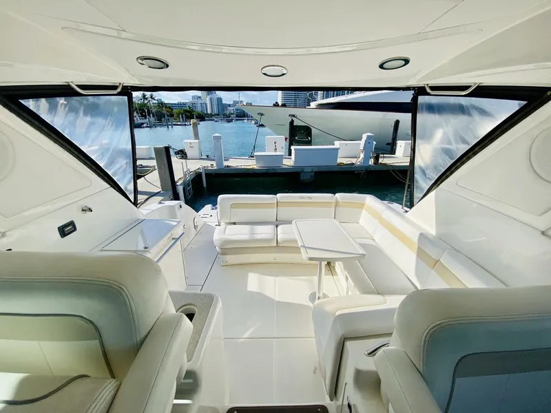 Slide: The Image of Sea Ray 450 Sundancer 2010 - 10