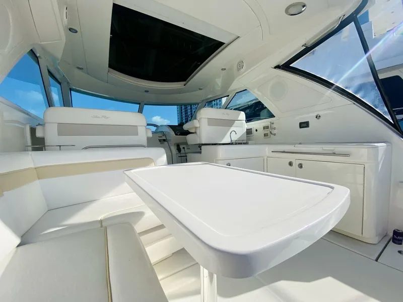 Slide: The Image of Sea Ray 450 Sundancer 2010 - 18