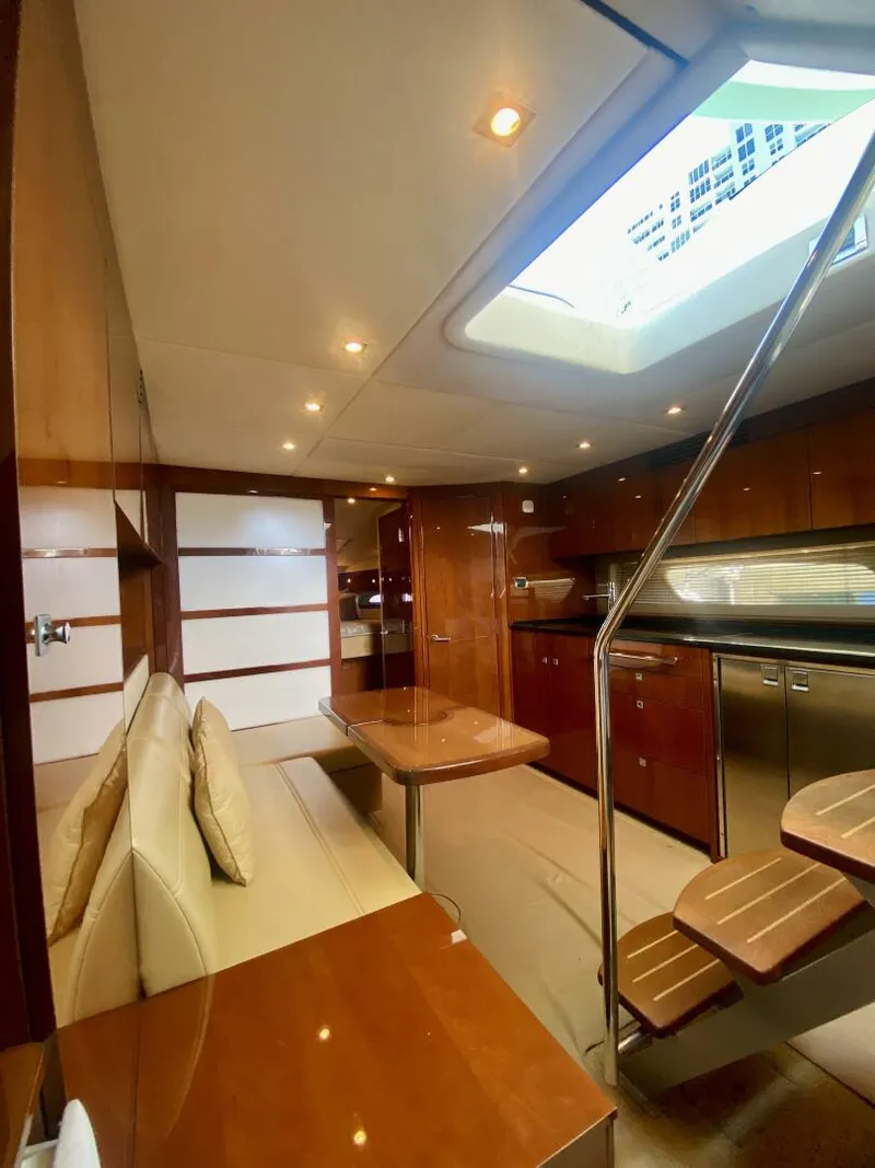 Slide: The Image of Sea Ray 450 Sundancer 2010 - 42