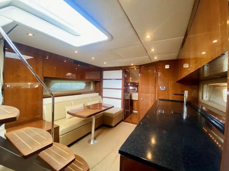 Slide: The Image of Sea Ray 450 Sundancer 2010 - 44
