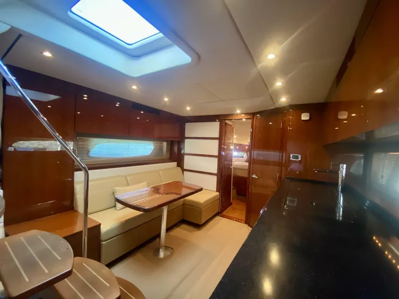 Slide: The Image of Sea Ray 450 Sundancer 2010 - 49
