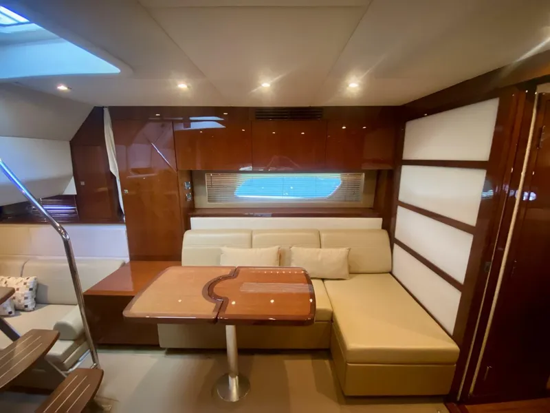 Slide: The Image of Sea Ray 450 Sundancer 2010 - 50