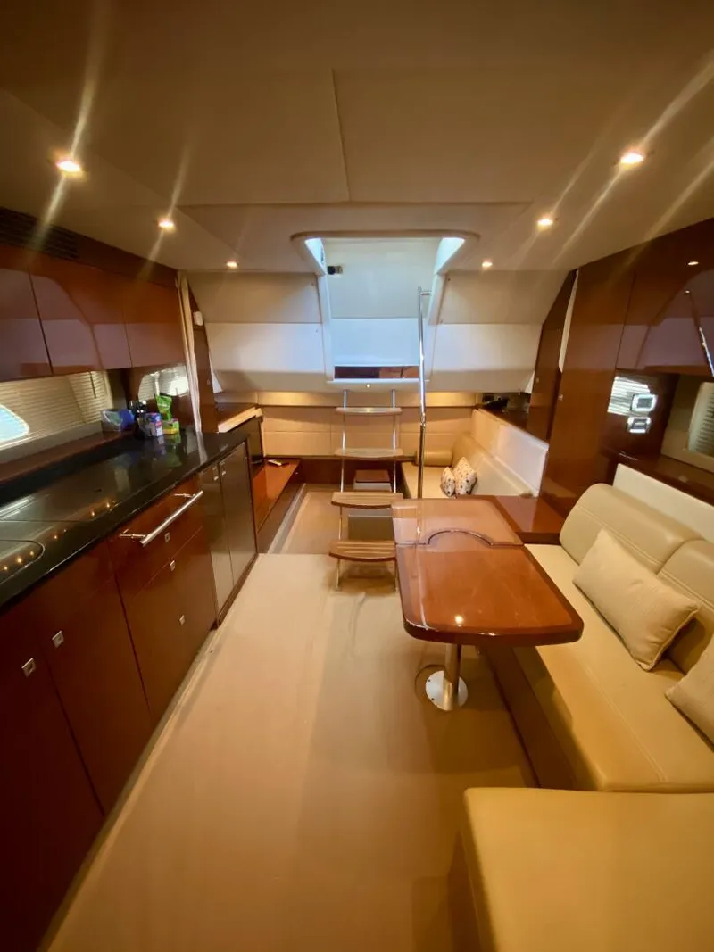 Slide: The Image of Sea Ray 450 Sundancer 2010 - 56
