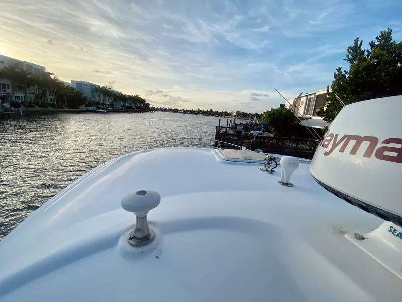 Slide: The Image of Sea Ray 420 Sundancer 2005 - 32