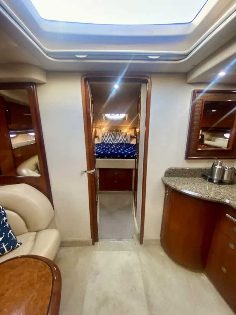 Slide: The Image of Sea Ray 420 Sundancer 2005 - 48