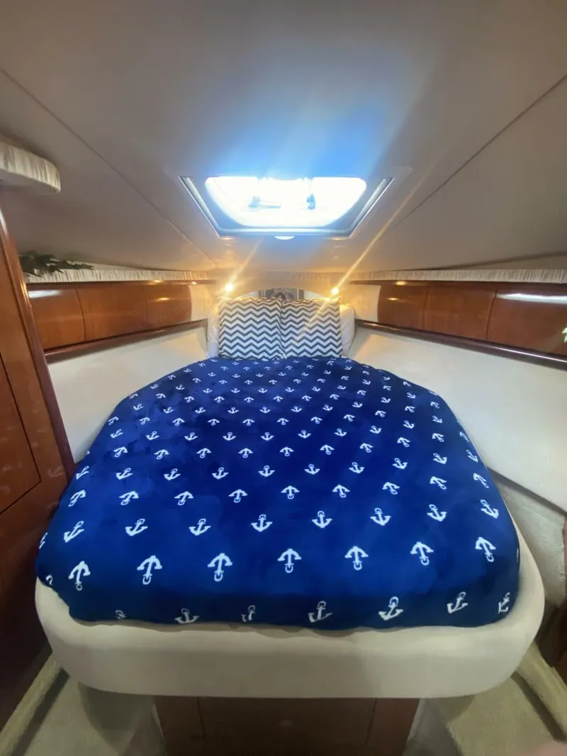 Slide: The Image of Sea Ray 420 Sundancer 2005 - 50