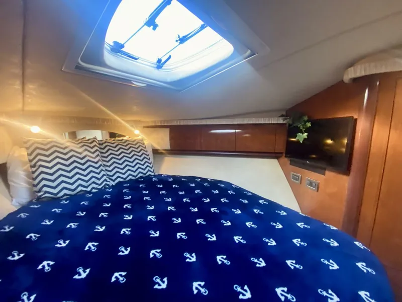 Slide: The Image of Sea Ray 420 Sundancer 2005 - 52