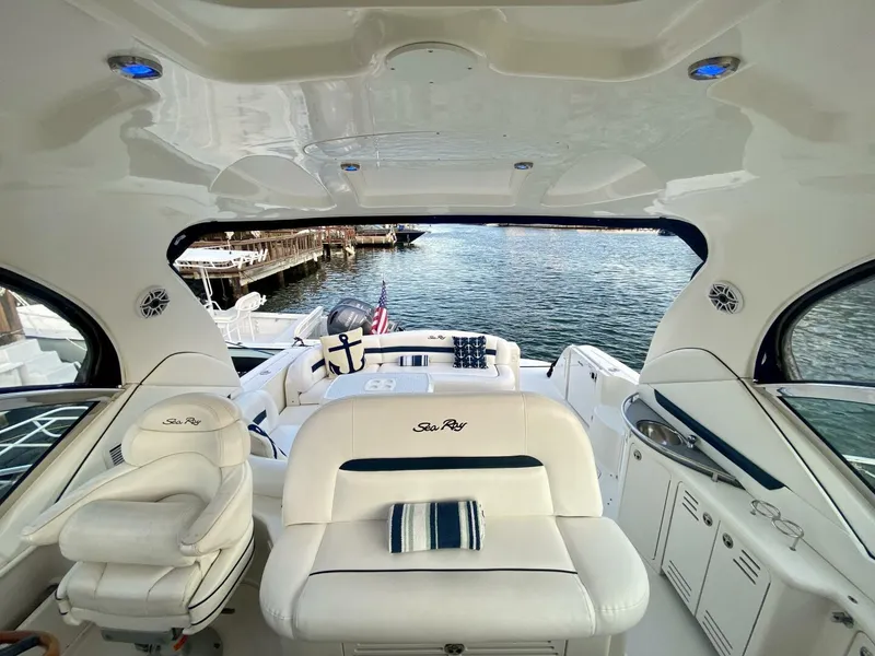 Slide: The Image of Sea Ray 420 Sundancer 2005 - 9