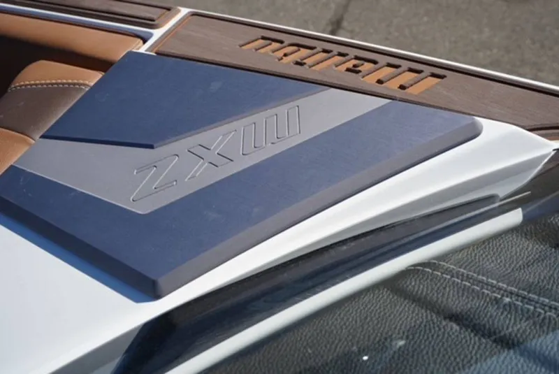 Slide: The Image of Malibu Boats 22 MXZ 2026 - 9