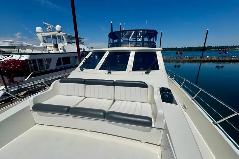 Slide: The Image of Navigator 6300 Classic Pilothouse 2000 - 36