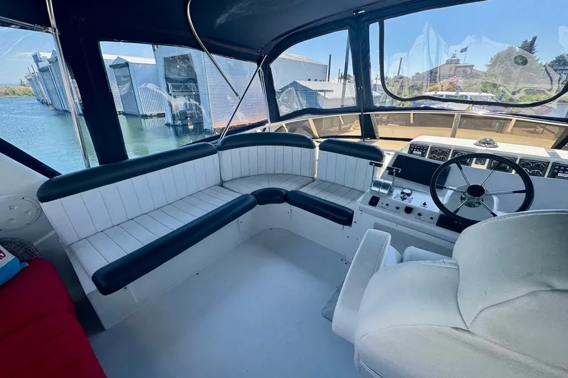 Slide: The Image of Navigator 6300 Classic Pilothouse 2000 - 54