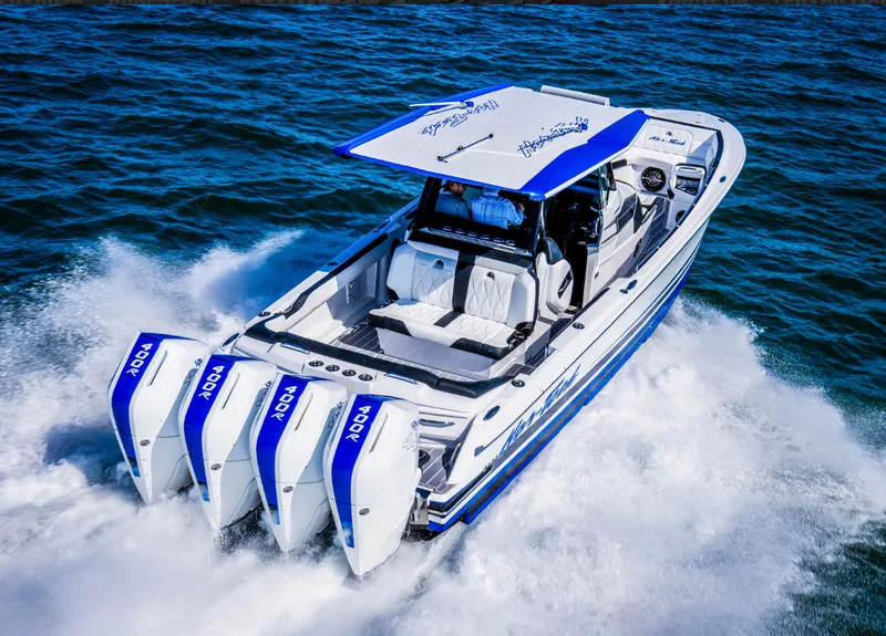 Slide: The Image of Nor-Tech 400 Super Sport CC 2026 - 0