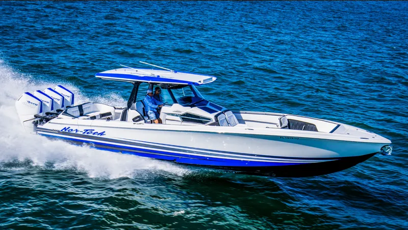 The Image of Nor-Tech 400 Super Sport CC 2026 - 1