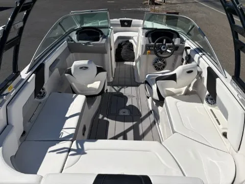 Slide: The Image of Chaparral 23 Surf 2023 - 3