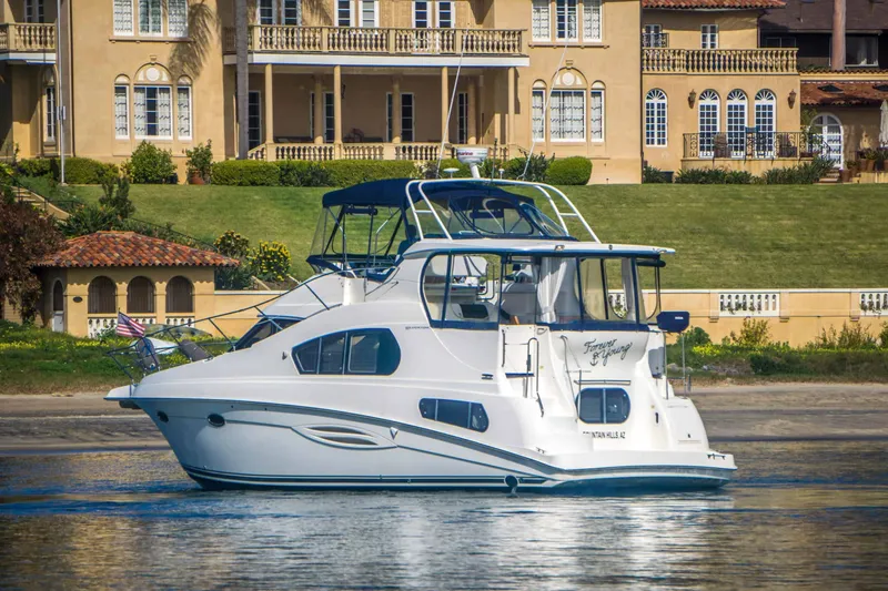 Slide: The Image of Silverton 39 Motor Yacht 2004 - 2