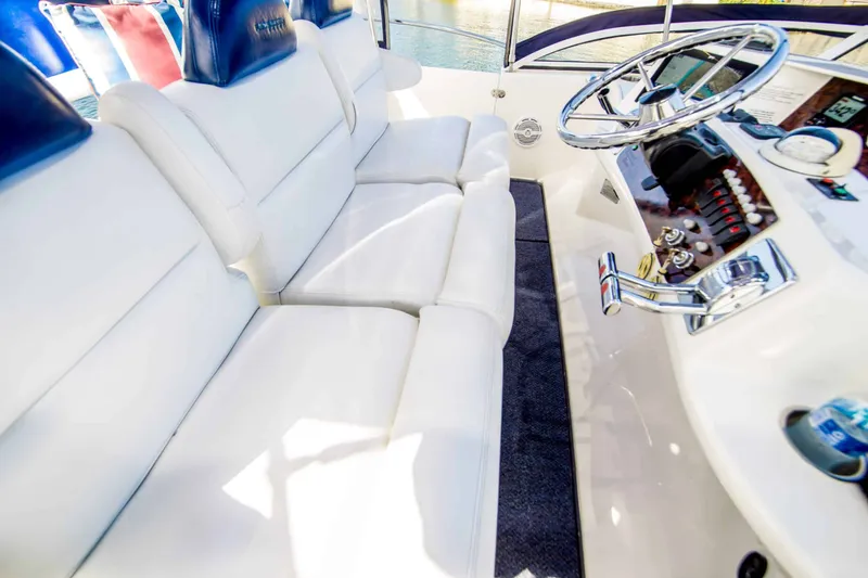 Slide: The Image of Silverton 39 Motor Yacht 2004 - 17