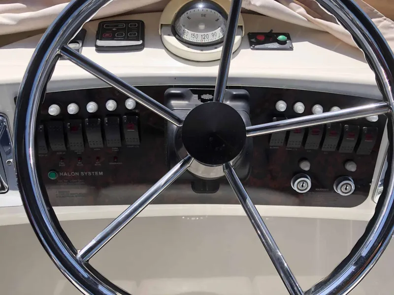 Slide: The Image of Silverton 39 Motor Yacht 2004 - 18