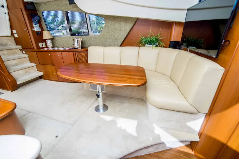 Slide: The Image of Silverton 39 Motor Yacht 2004 - 24