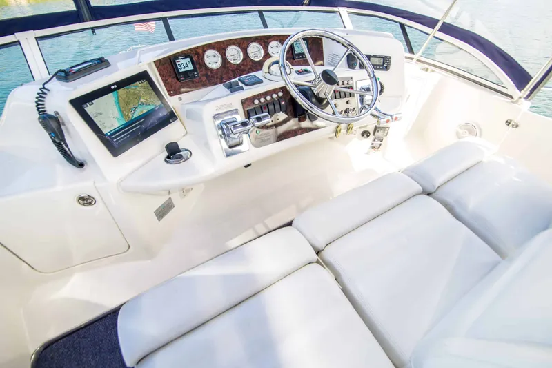 Slide: The Image of Silverton 39 Motor Yacht 2004 - 15