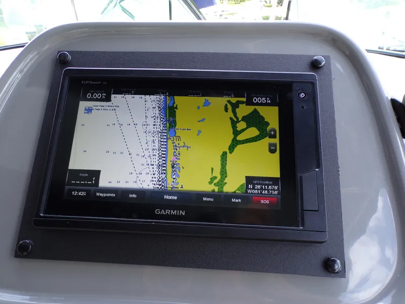 Slide: The Image of Cruisers 370 EXPRESS 2005 - 20