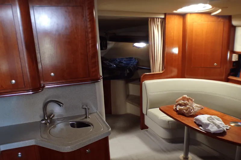 Slide: The Image of Cruisers 370 EXPRESS 2005 - 28