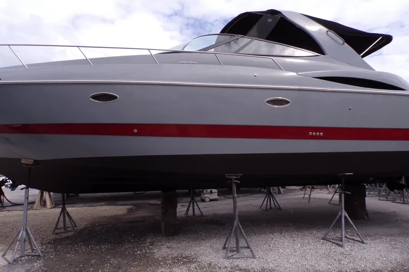 Slide: The Image of Cruisers 370 EXPRESS 2005 - 3