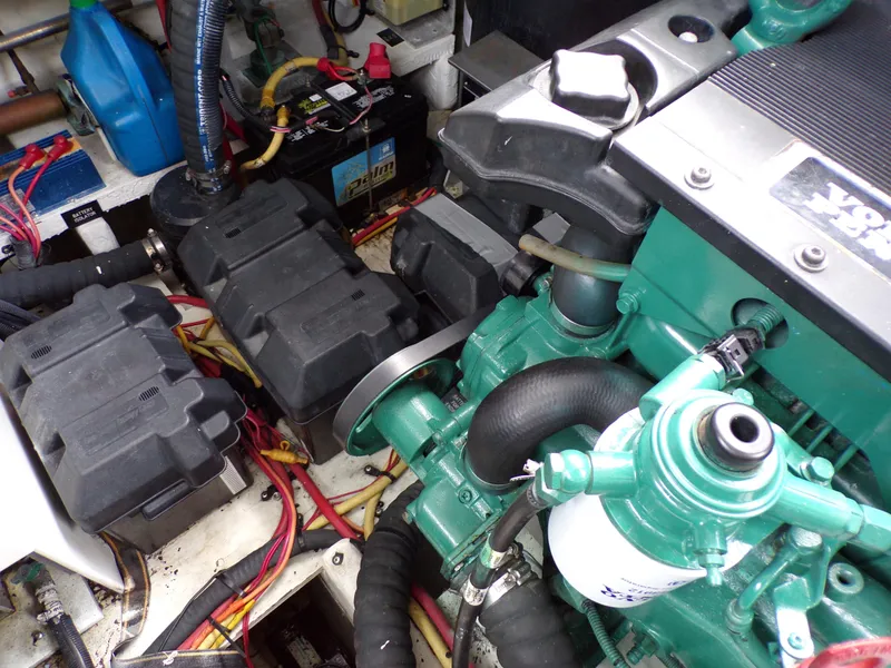 Slide: The Image of Cruisers Yachts 370 EXPRESS 2005 - 54