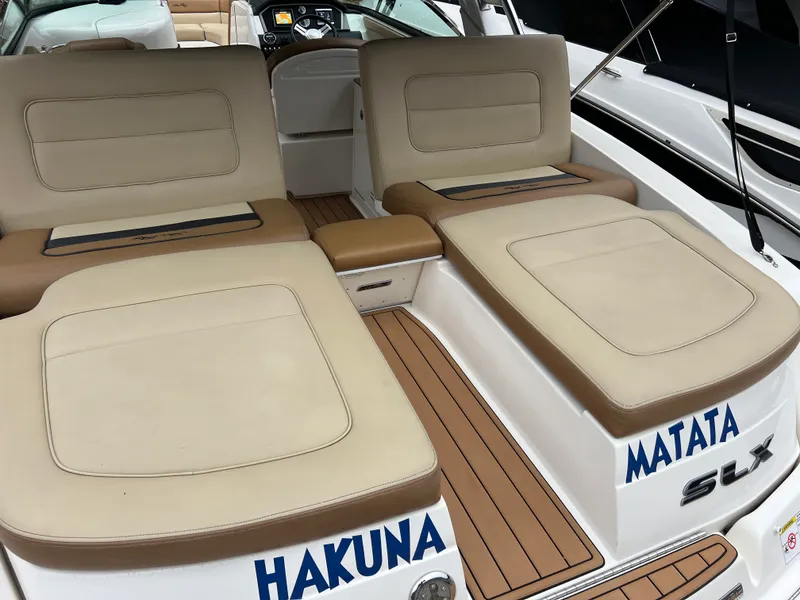 Slide: The Image of Sea Ray 300 SLX 2014 - 9