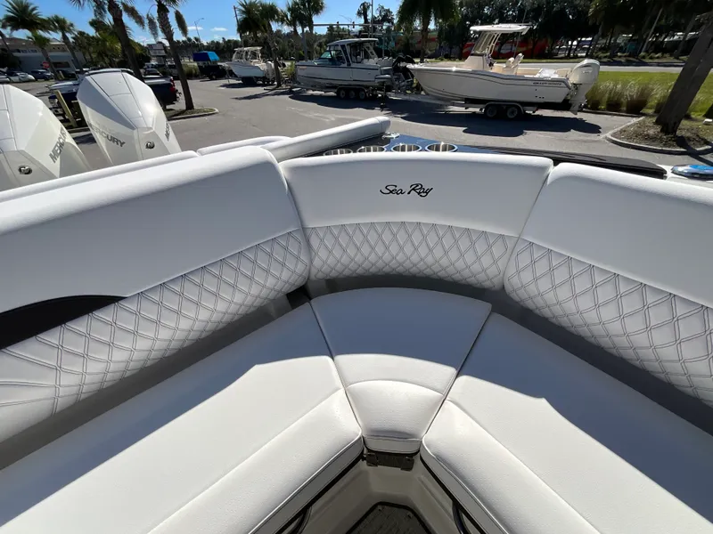 Slide: The Image of Sea Ray SLX 280 Outboard 2026 - 7