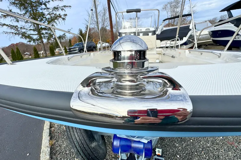 Slide: The Image of Boston Whaler 170 Montauk 2026 - 21