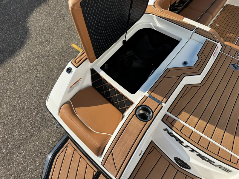 Slide: The Image of Nautique GS 24 2019 - 11