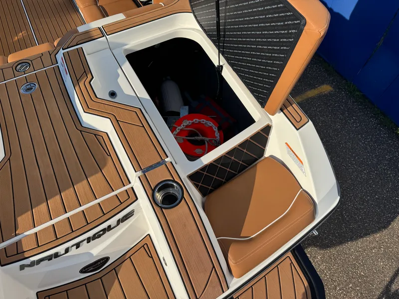 Slide: The Image of Nautique GS 24 2019 - 12