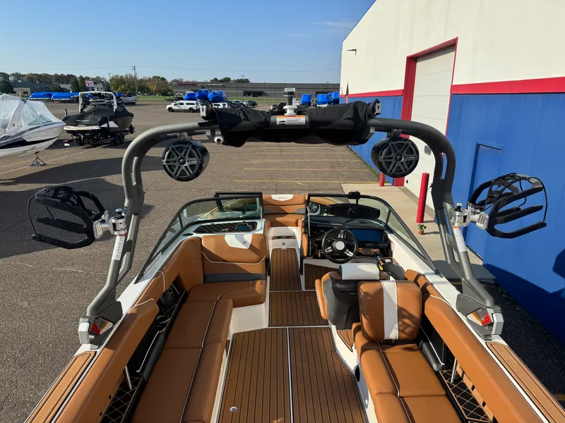 Slide: The Image of Nautique GS 24 2019 - 15