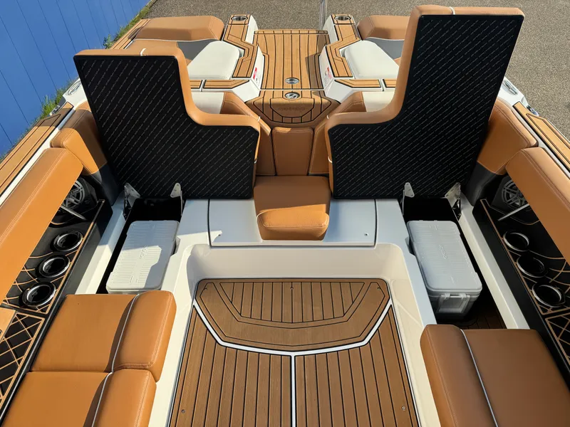 Slide: The Image of Nautique GS 24 2019 - 21