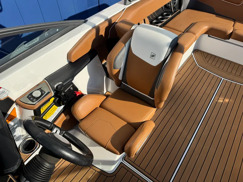 Slide: The Image of Nautique GS 24 2019 - 34