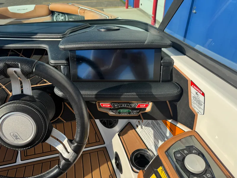 Slide: The Image of Nautique GS 24 2019 - 38