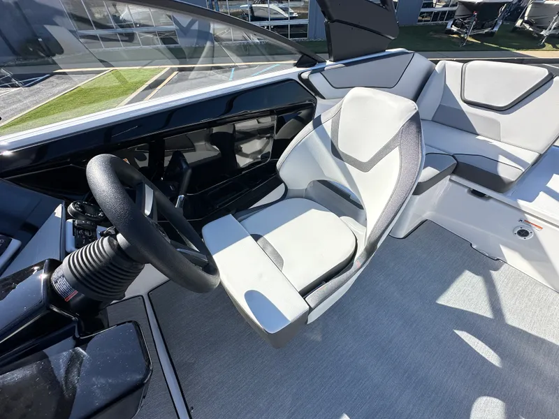 Slide: The Image of Yamaha AR220 2026 - 12