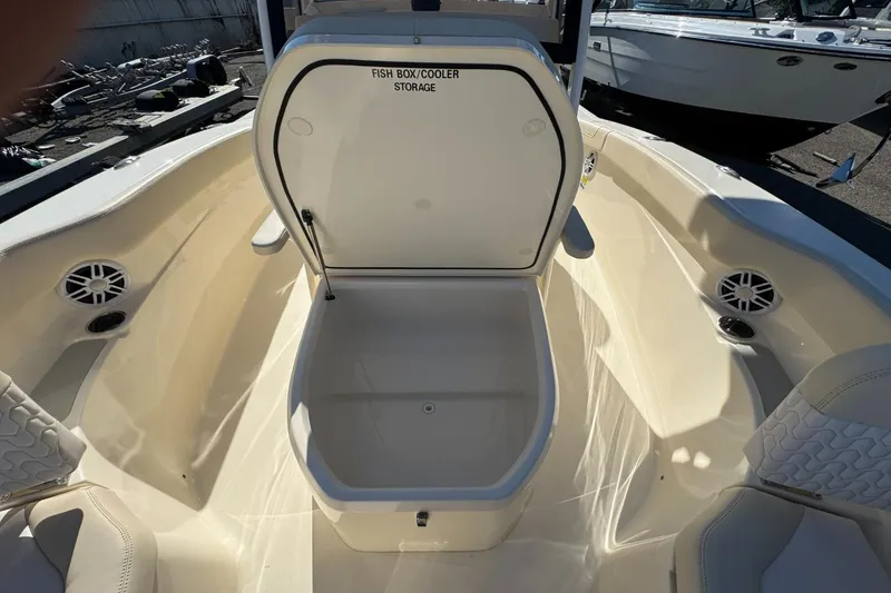 Slide: The Image of Scout 215 XSF 2026 - 23