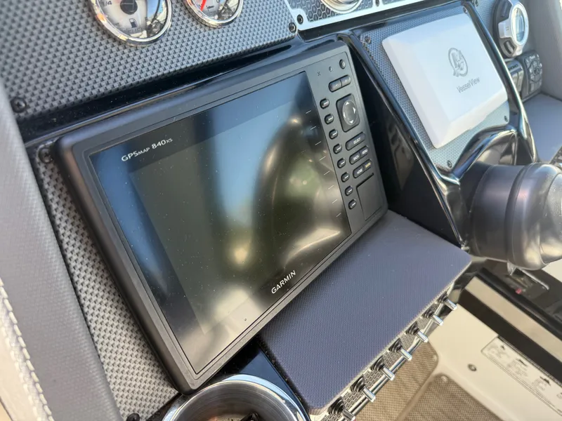 Slide: The Image of Cruisers Yachts 328 SPORT 2015 - 16