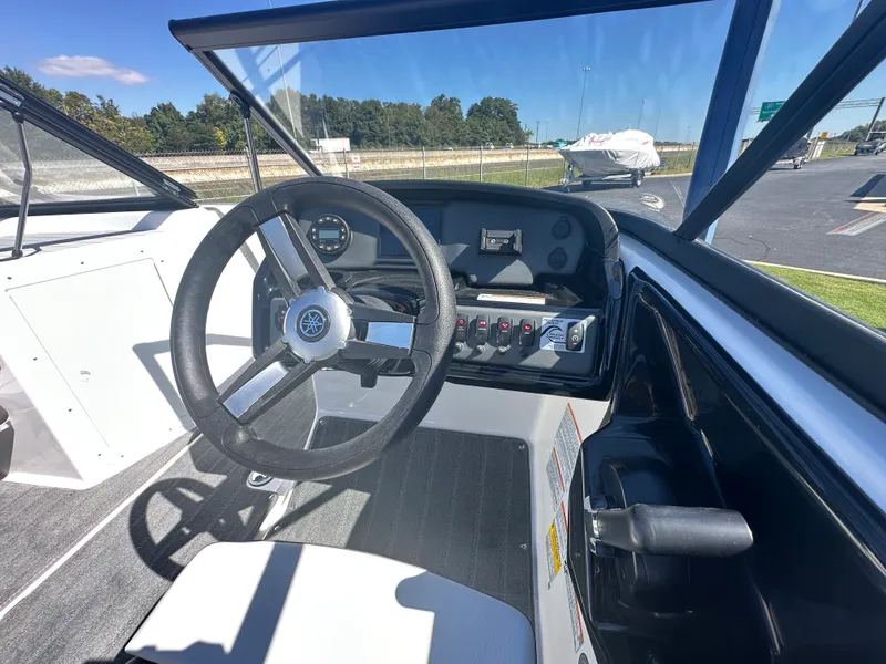 Slide: The Image of Yamaha AR190 2026 - 14