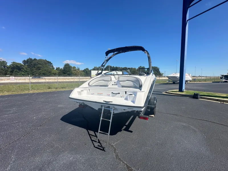 Slide: The Image of Yamaha AR190 2026 - 4