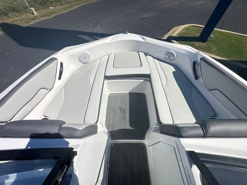 Slide: The Image of Yamaha AR190 2026 - 5