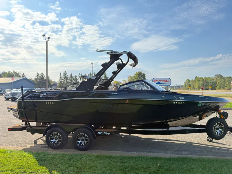 Slide: The Image of Malibu WAKESETTER 23 LSV 2022 - 13