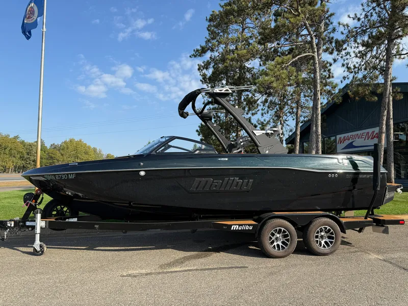 Slide: The Image of Malibu WAKESETTER 23 LSV 2022 - 9